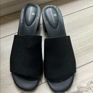 Bandolino Black Mules Sleek Minimalist Design